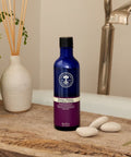 NEW Women's Balance Foaming Bath 200ml bottle in spa background